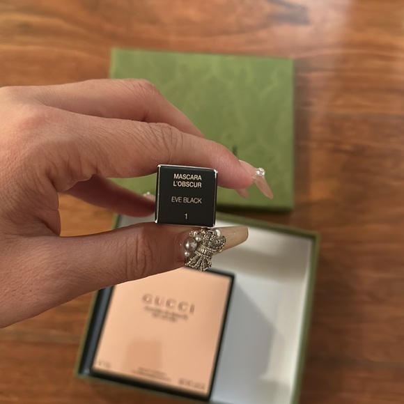 Gucci makeup - Picture 4 of 4